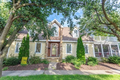 PropertyImg1