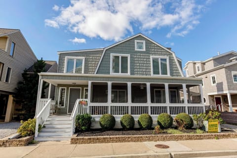 PropertyImg1