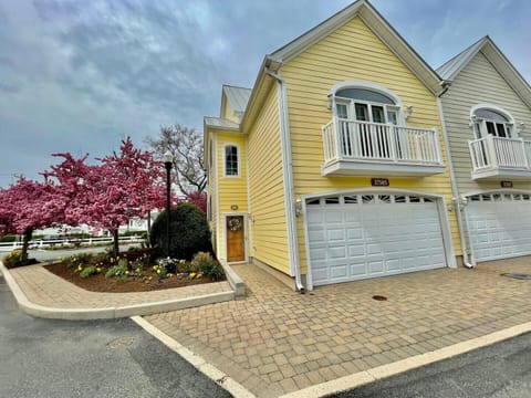 PropertyImg1