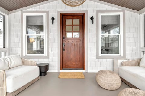 PropertyImg1