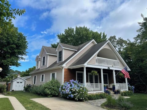 PropertyImg1