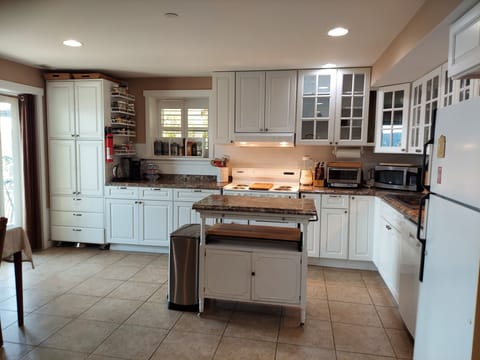 ANother view of kitchen
