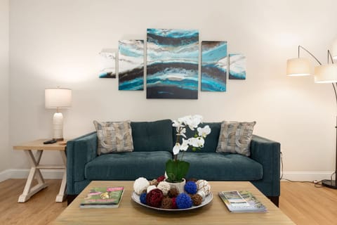 *NEW* Cozy Haven|10 min to DTW & BILTMORE House in Swannanoa