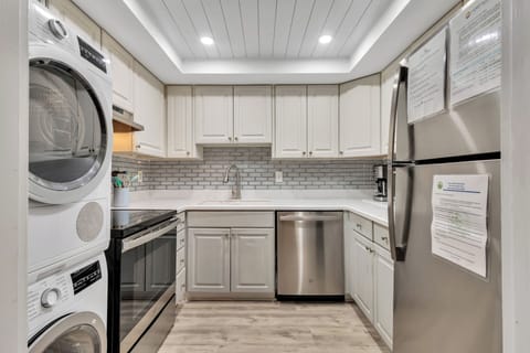The fully equipped kitchen is perfect for cooking and meal prep, featuring all the essentials for your culinary needs.