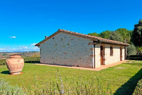 The independent Capannina on the Tuscan hills Cottage in Colle di Val d Elsa