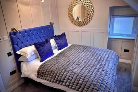 Da5c2433 8f73 4729 b71e 318190d05237