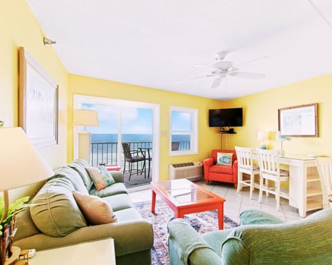 Gulf Front 1BR + Bunks at Emerald Skye, Stunning Views, Sleeps 6
