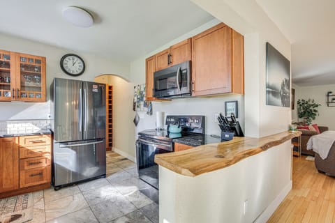 Kitchen | Dishwasher | Coffee Maker