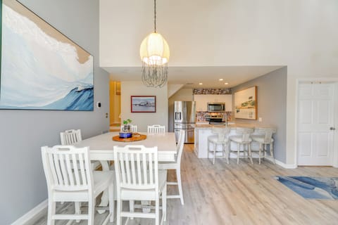 Dining Area/Kitchen | 1st Floor | Open Floor Plan