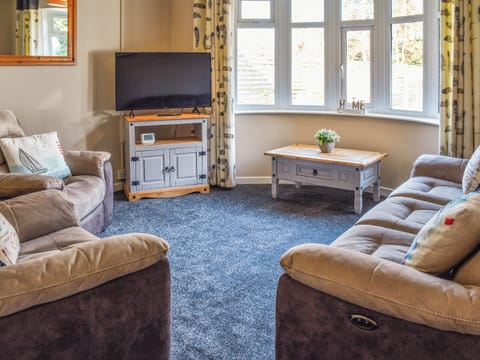 Living area | Sarah&rsquo;s Seaside Bliss, Cromer