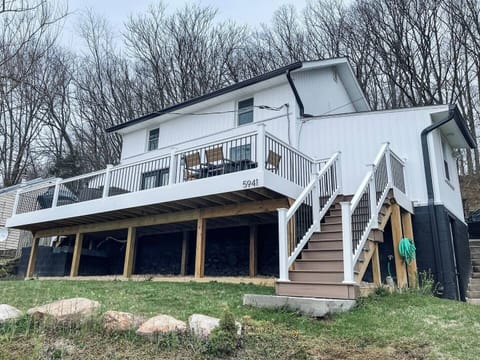 Deck and view from the road