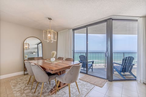 Dining table with a view!