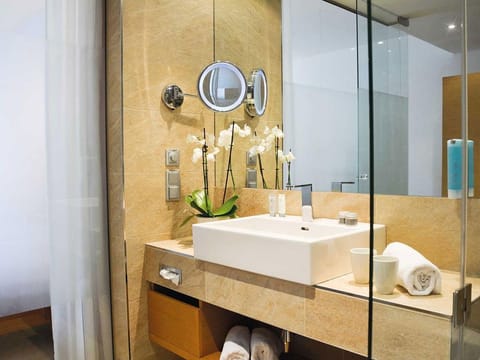 Double room Premium SGL non ref - TAUERN SPA Zell am See-Kaprun Hotel in Piesendorf