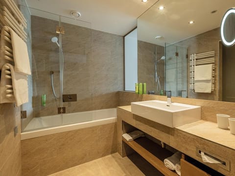 Double room Panorama DBL non ref - TAUERN SPA Zell am See-Kaprun Hotel in Piesendorf