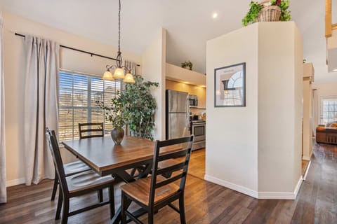 Make mealtime memories together at the dining table, seating 6