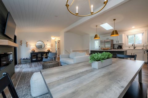 Lots Of Light Throughout!