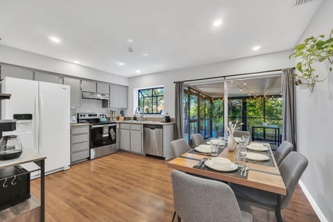 Large fully stocked kitchen for your family to enjoy all your favorite meals.