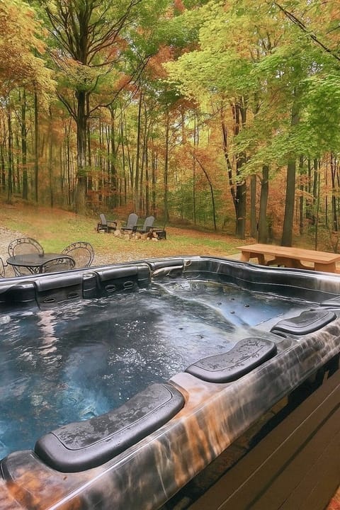 Outdoor spa tub