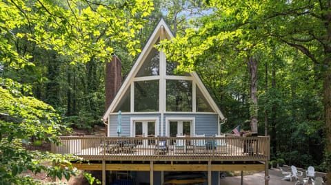 Wrap around porch with plenty of seating 