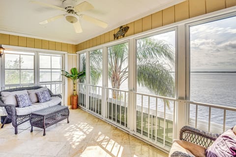 Welaka Vacation Rental | 2BR | 1.5BA | Stairs Required | 1,100 Sq Ft