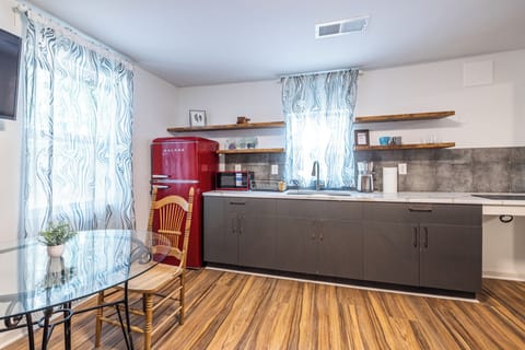 A well-stocked kitchen with everything you need for easy meals, snacks, or coffee breaks.