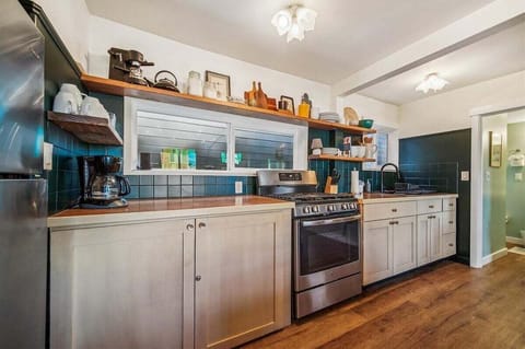 Kitchen at Left Coast Hideaway