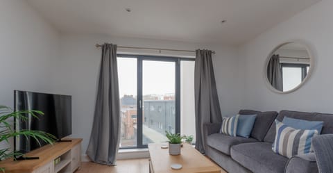 This apartment offers a great place to stay for your Southampton visit