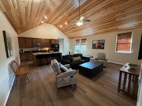 Open floor plan - Kitchen & Living room