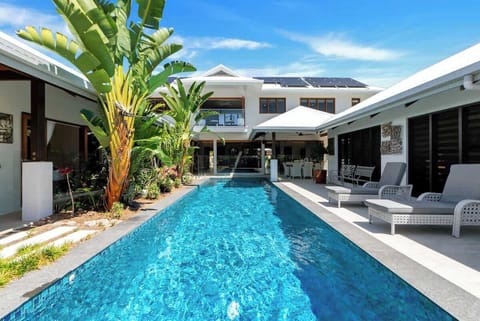 Take a refreshing dip in the sparkling 13-metre pool, then stretch out on the sun loungers and soak up the tranquil surroundings.