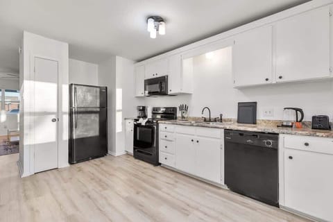 Full kitchen equipped with everything you need to cook a four course meal in style.