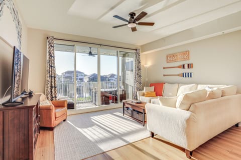 Ruskin Vacation Rental | 2BR | 2.5BA | 1,258 Sq Ft | Stairs Required