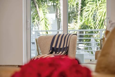 Bright, inviting living space designed for modern relaxation and cozy gatherings.