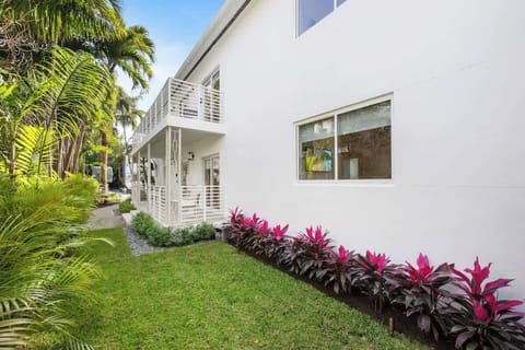 Striking facade that blends contemporary design with upscale coastal charm.