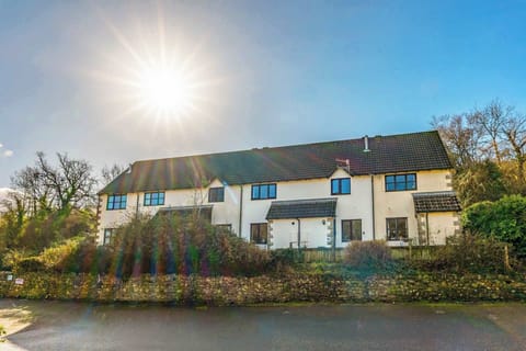Honeysuckle is an inviting holiday property