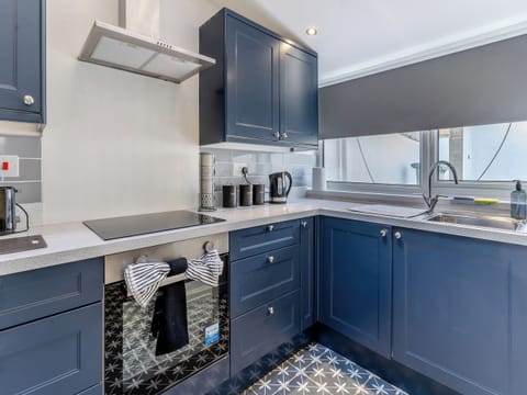 Kitchen | Heaven&rsquo;s Cottage, Rhondda Valley