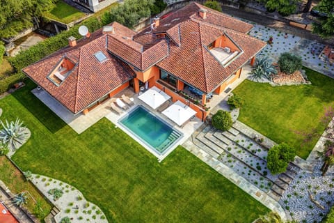 Villa Amanda - Mandello del Lario, Lake Como - NORTHITALY VILLASVacation rental
