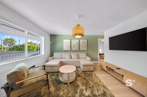 Spacious Living Room