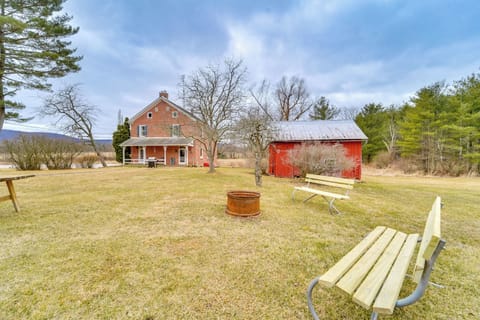 Millmont Vacation Rental | 3BR | 1.5BA | Stairs Required | 2,150 Sq Ft