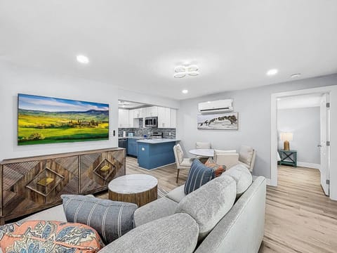 b01be76d-be0a-49be-8f6f-0e08d363d977