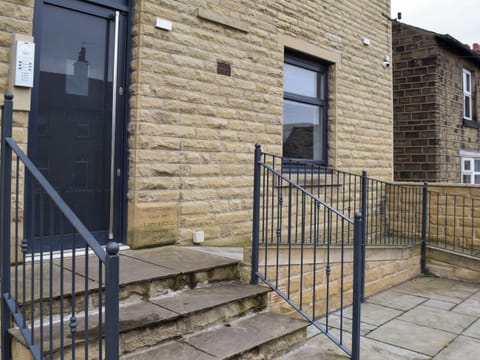 Exterior | Apartment 6 - The Old Clubhouse, Newsome, near Huddersfield
