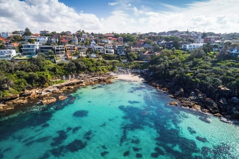 Aerial view of stunning Gordons Bay, Coogee, Studio apartment highlighted