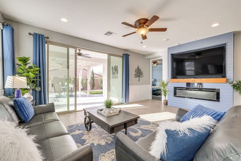 Casa Grande Vacation Rental | 3BR | 2.5BA | 1,762 Sq Ft | 1 Step Required