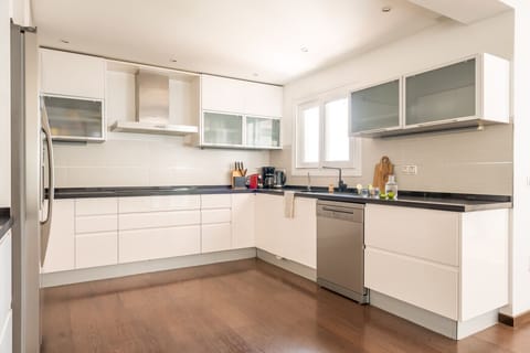 The fully equipped, modern kitchen is a pleasure to cook in. With a dishwasher, large fridge, and a spacious counter, you`ll have everything you need to easily prepare meals for your whole group.