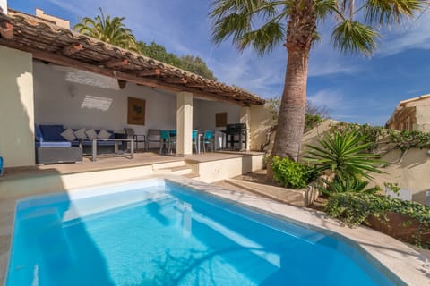 Holiday Home Swimming Pool