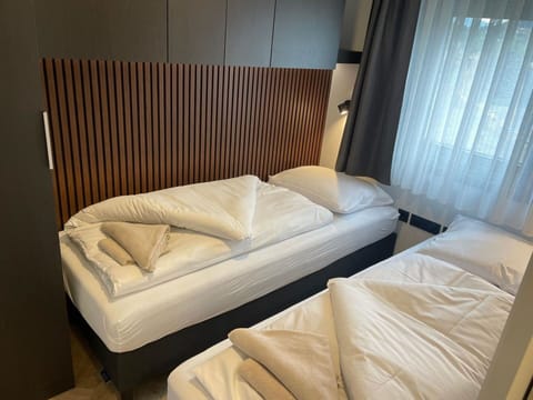 Bed, Bedroom, Bed Sheet, Bedding, Bed Frame, Interior Design, Throw Pillow, Linens, Pillow, Mattress