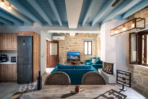 Living Room Space – Spacious and bright with exposed beams and timeless furniture.