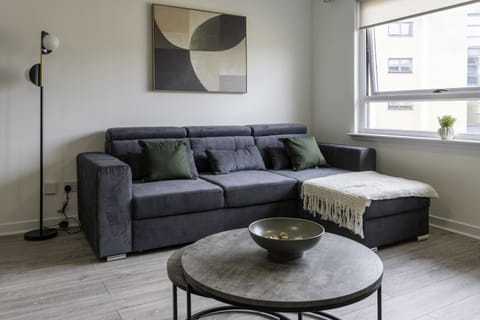 Living Room / Lounge