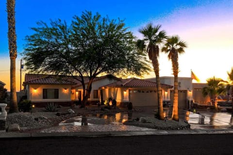 Welcome to Havasu Sunset Hideaway!