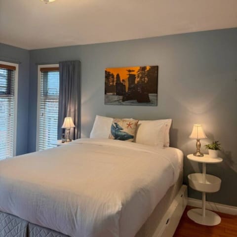 Modern, comfortable primary bedroom