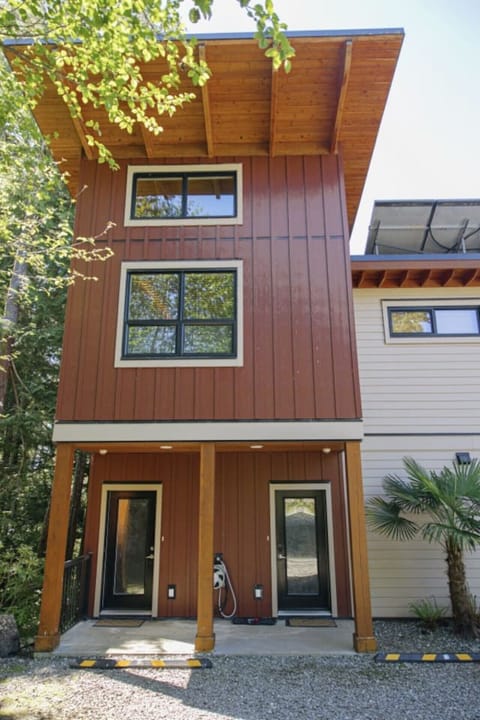 Front Entrance to Condo